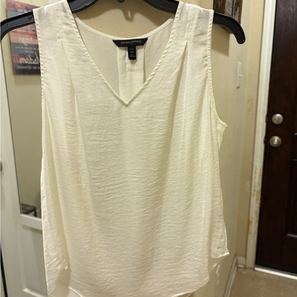 Banana Republic Cream Relaxed Tank Top